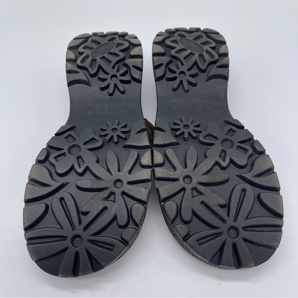 Roper, Leather Platform Sandals. Size 8. In excellent condition! 2.5" Heel! - Picture 8 of 8
